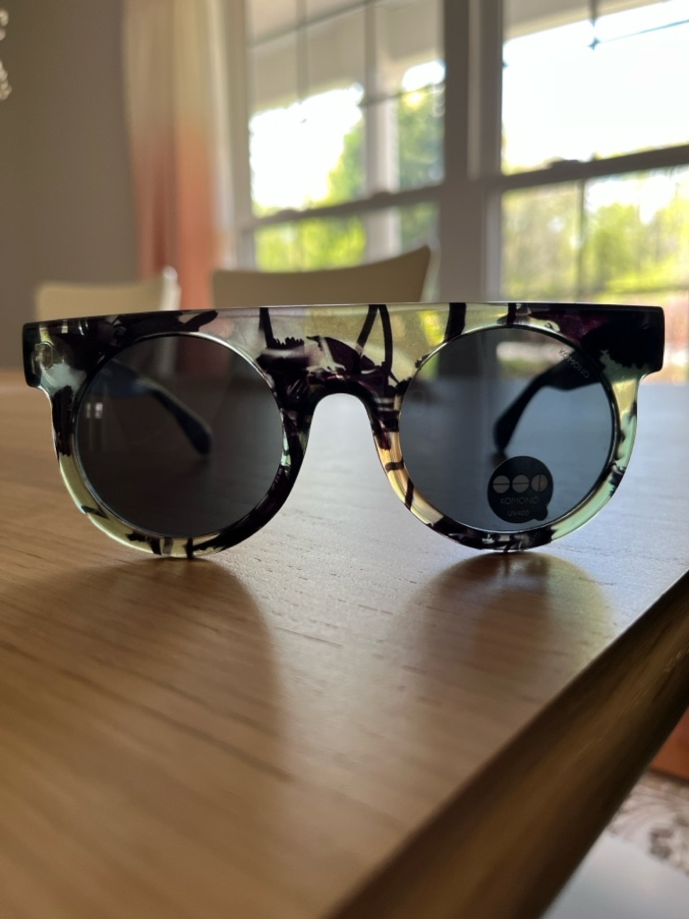 Komono, hyppolite palm tree sunglasses,black, light green